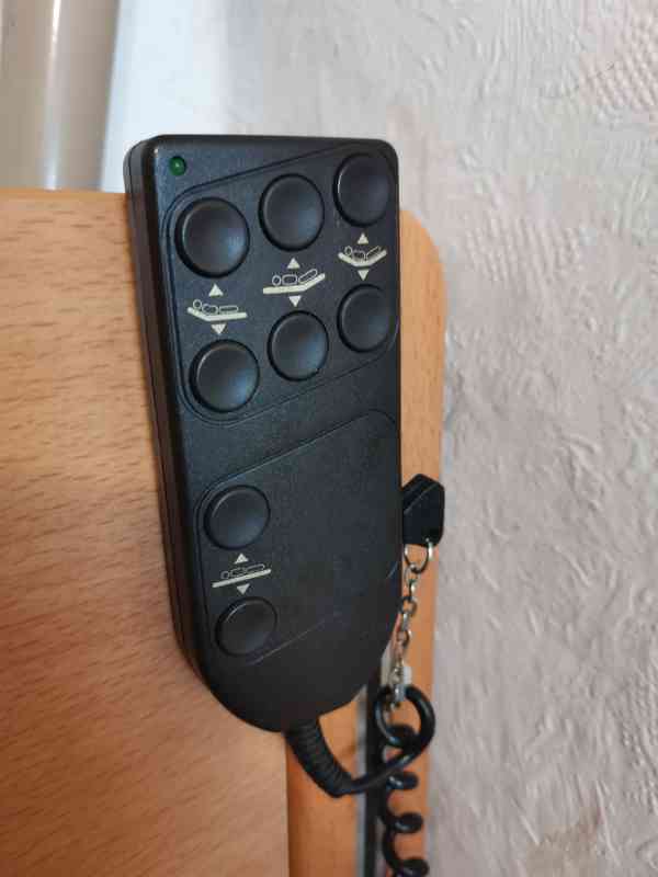 Polohovací postel  - foto 9