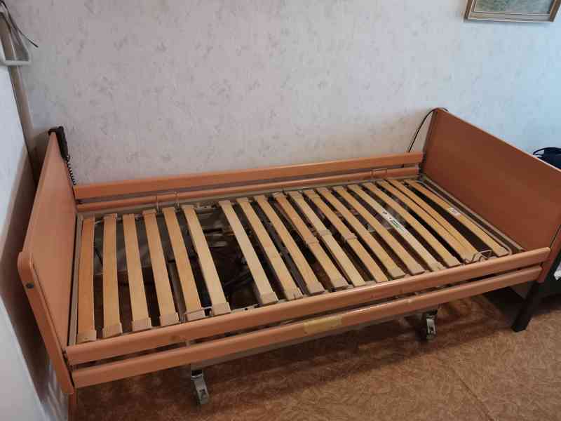Polohovací postel  - foto 4