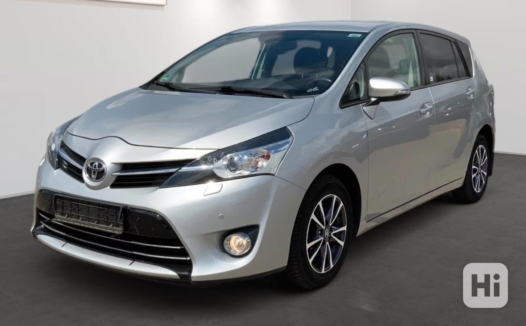 Toyota Verso 1.8i Life benzín 108kw - foto 1