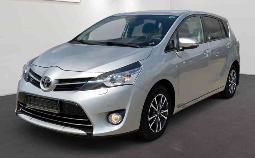 Toyota Verso 1.8i Life benzín 108kw - foto 1