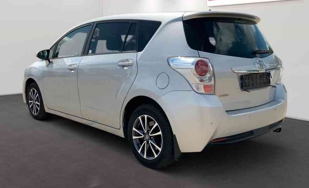 Toyota Verso 1.8i Life benzín 108kw - foto 5
