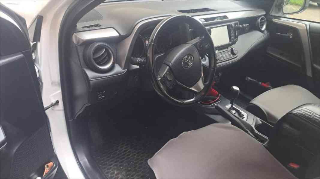 Toyota RAV4 Hybrid automat - foto 4