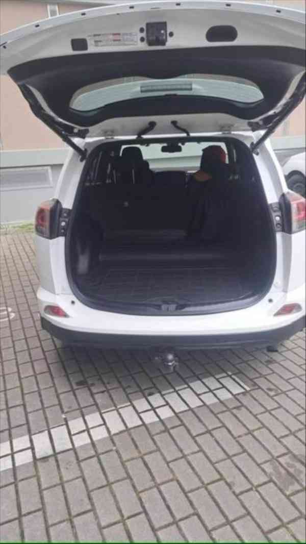 Toyota RAV4 Hybrid automat - foto 3