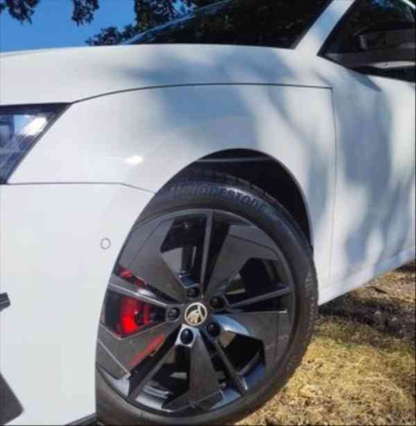 Škoda Octavia RS - foto 2