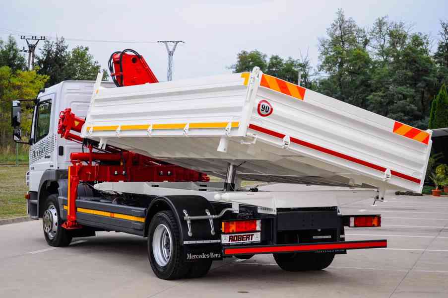 MERCEDES ATEGO 1218 TŘÍSTRANNÝ SKLÁPĚČ + HYDRAULICKÁ RUKA - foto 84