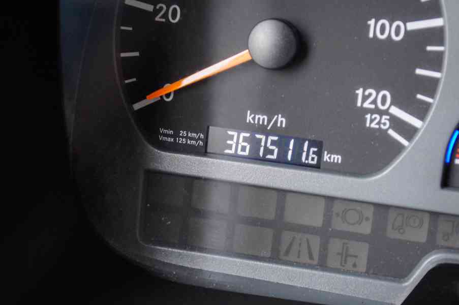 MERCEDES ATEGO 1218 TŘÍSTRANNÝ SKLÁPĚČ + HYDRAULICKÁ RUKA - foto 49