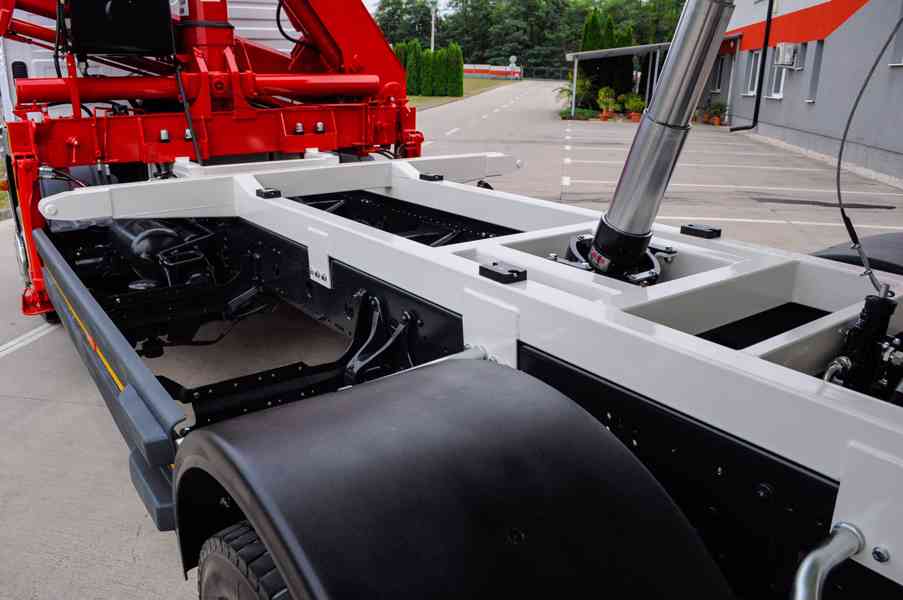 MERCEDES ATEGO 1218 TŘÍSTRANNÝ SKLÁPĚČ + HYDRAULICKÁ RUKA - foto 72
