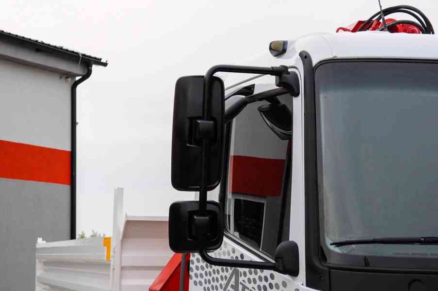 MERCEDES ATEGO 1218 TŘÍSTRANNÝ SKLÁPĚČ + HYDRAULICKÁ RUKA - foto 35