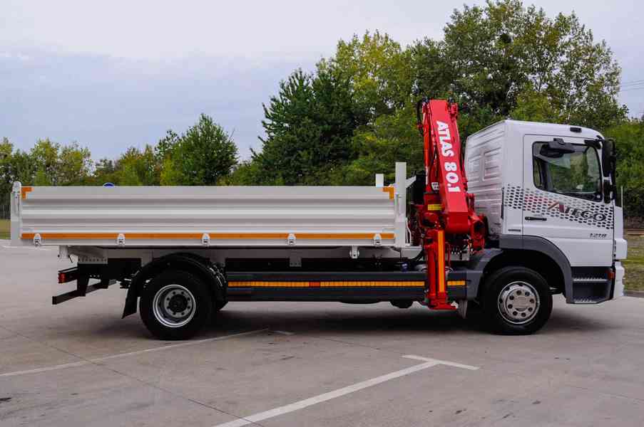 MERCEDES ATEGO 1218 TŘÍSTRANNÝ SKLÁPĚČ + HYDRAULICKÁ RUKA - foto 7