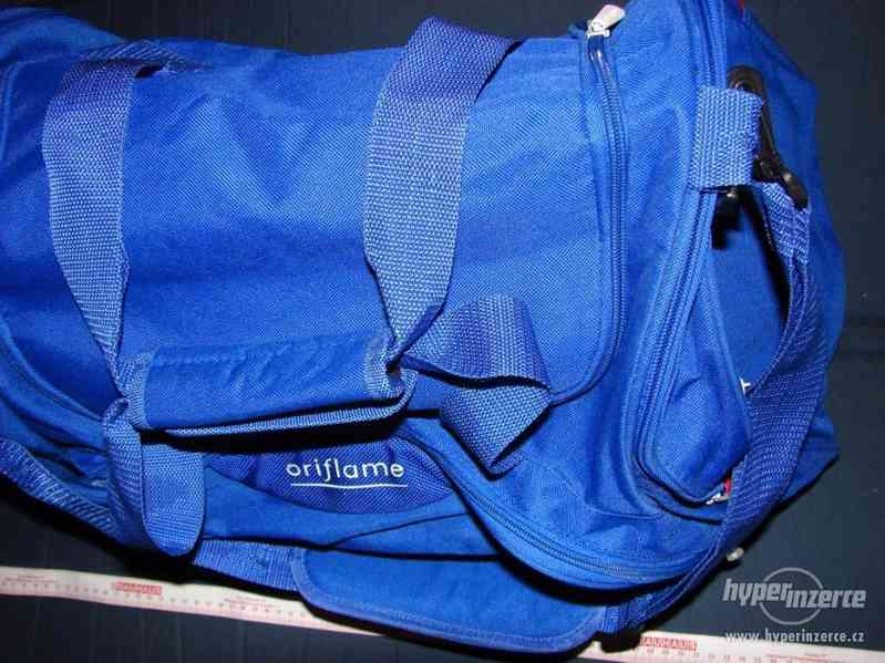 Sportovní modrá taška Oriflame, batoh AlpinePro, cestovní - foto 2