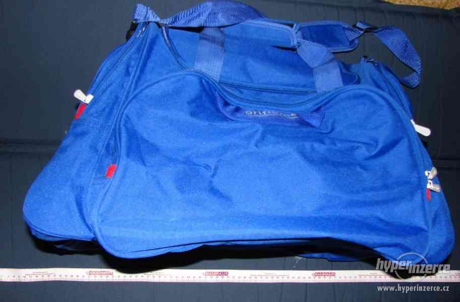 Sportovní modrá taška Oriflame, batoh AlpinePro, cestovní - foto 4