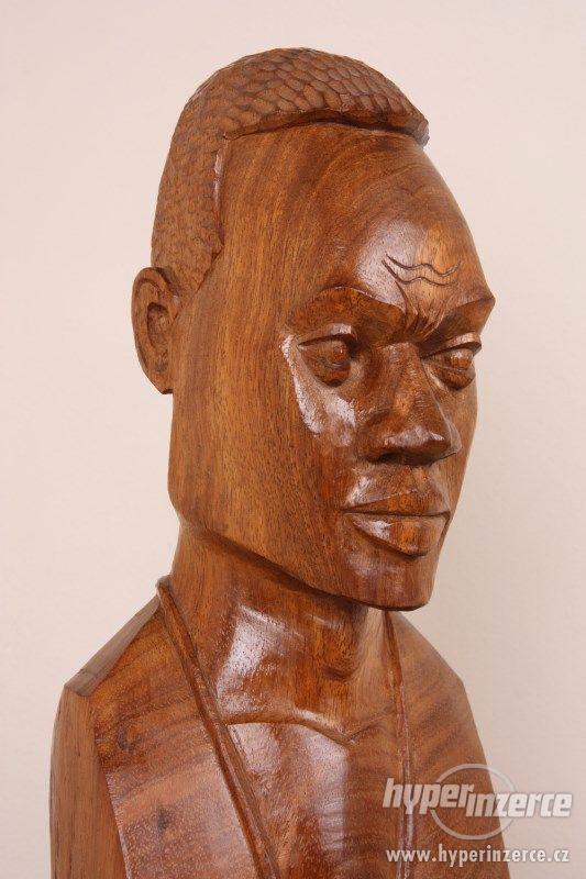 Dřevěná africká Busta muže - foto 1