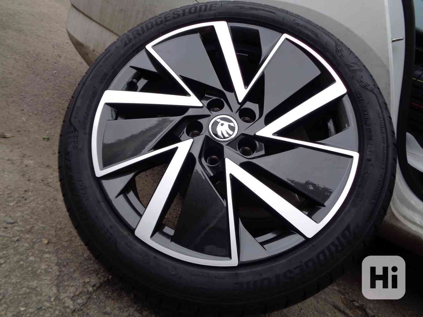 škoda Octavia 4 Alu kola 18" NOVÁ letní sada - foto 1