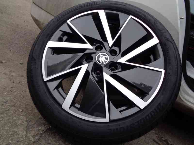 škoda Octavia 4 Alu kola 18" NOVÁ letní sada - foto 1