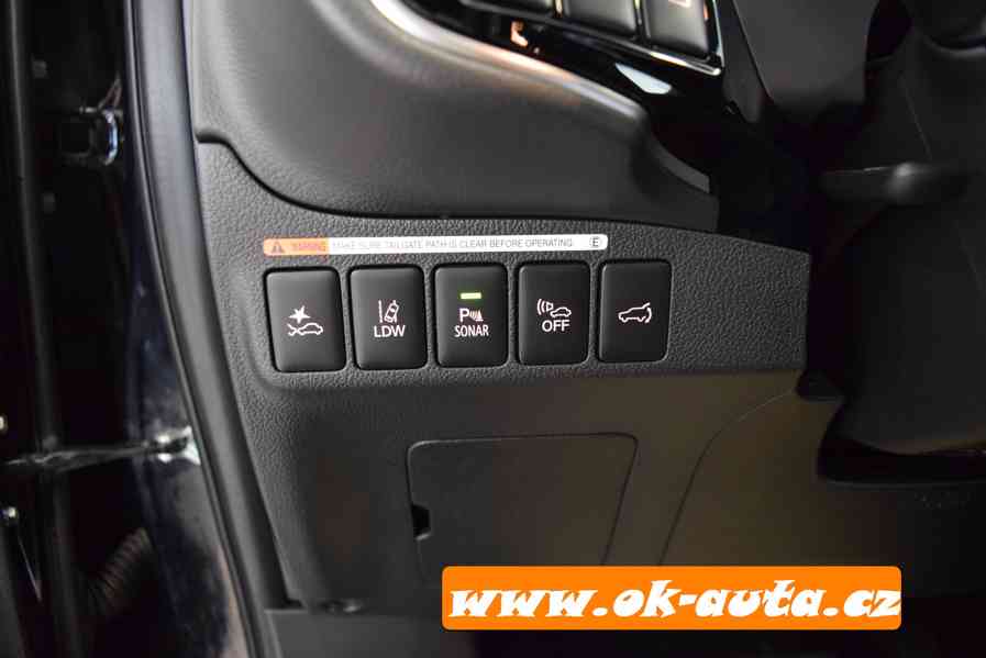 Mitsubishi Outlander 2.4 PHEV HYBRID MAX.VÝBAVA 4x4-DPH - foto 21