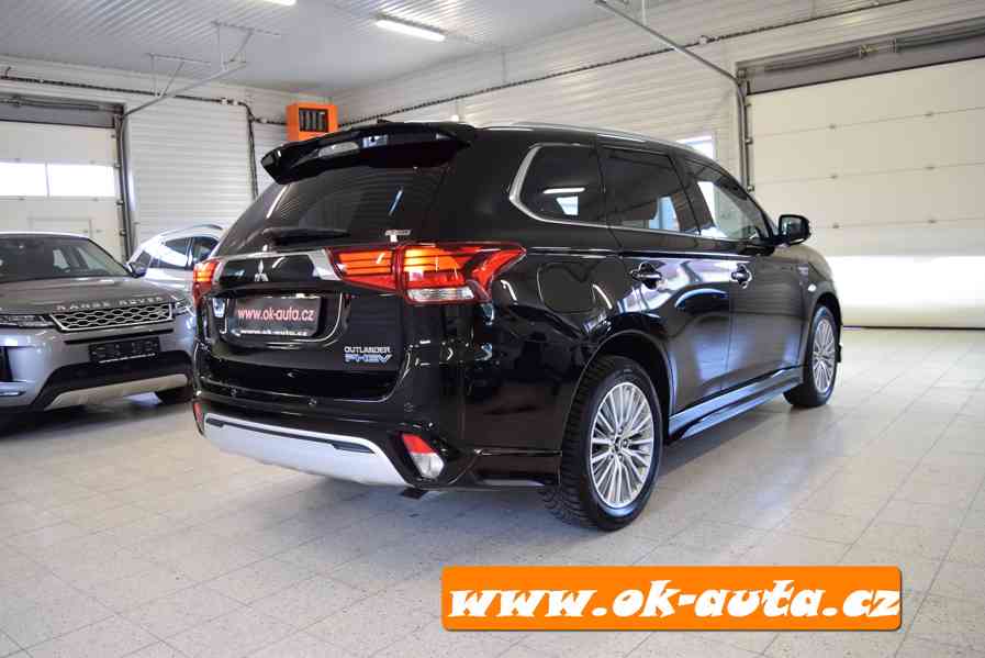 Mitsubishi Outlander 2.4 PHEV HYBRID MAX.VÝBAVA 4x4-DPH - foto 5