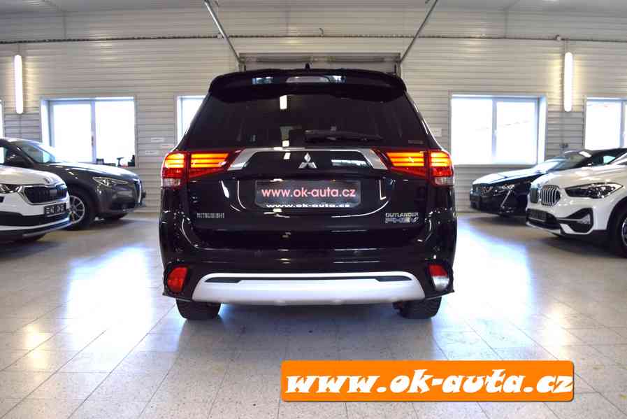 Mitsubishi Outlander 2.4 PHEV HYBRID MAX.VÝBAVA 4x4-DPH - foto 4