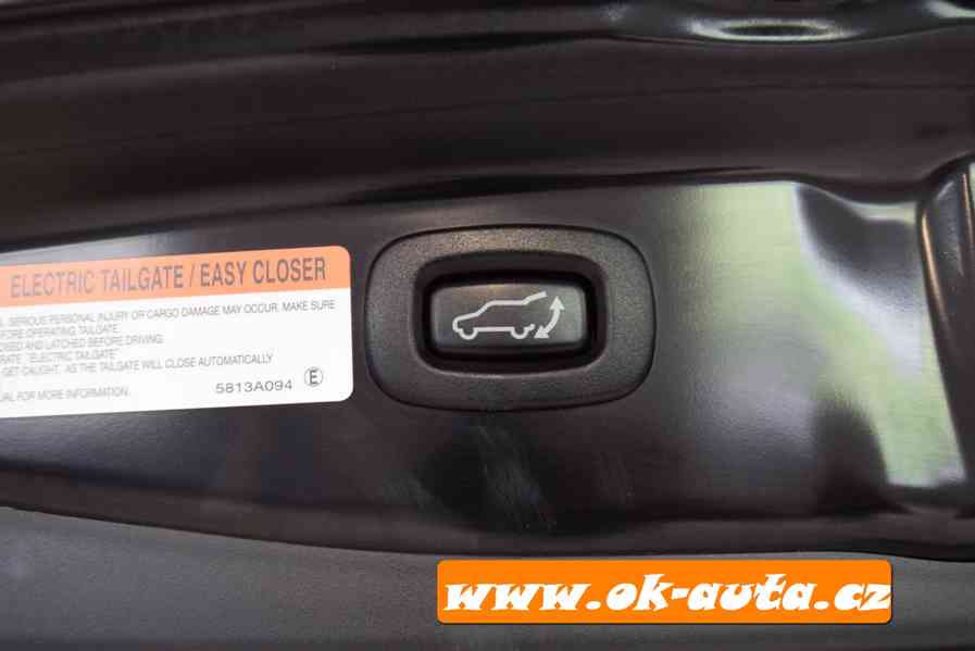 Mitsubishi Outlander 2.4 PHEV HYBRID MAX.VÝBAVA 4x4-DPH - foto 15