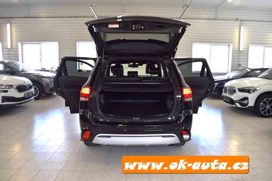Mitsubishi Outlander 2.4 PHEV HYBRID MAX.VÝBAVA 4x4-DPH - foto 11
