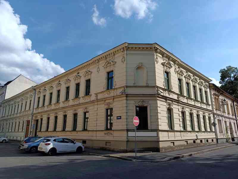 Atraktivní kanceláře v Ostravě - bez provize RK - foto 2