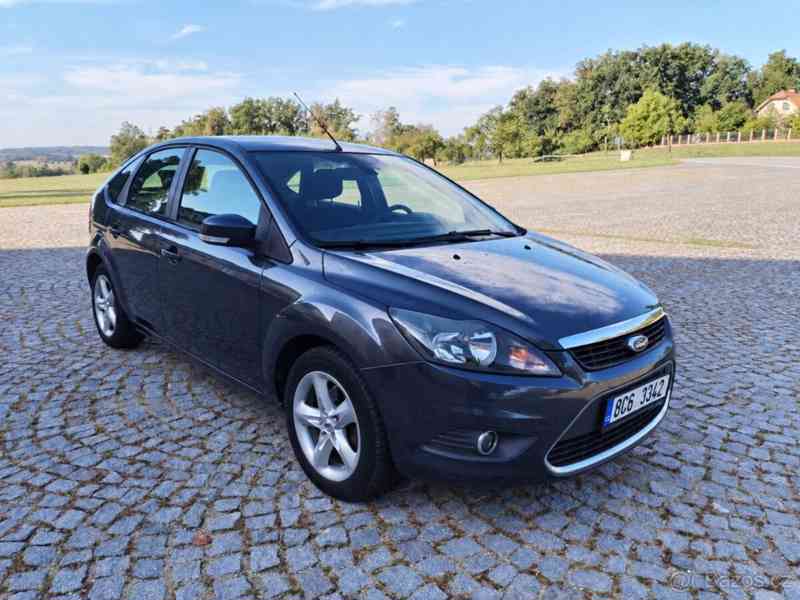 Ford Focus 1,8   BENZÍN 92 kW – ROK 2010 - foto 9