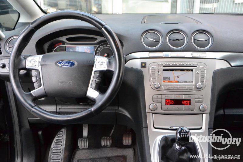 Ford S-MAX 2.2, nafta, r.v. 2009, navigace - foto 18