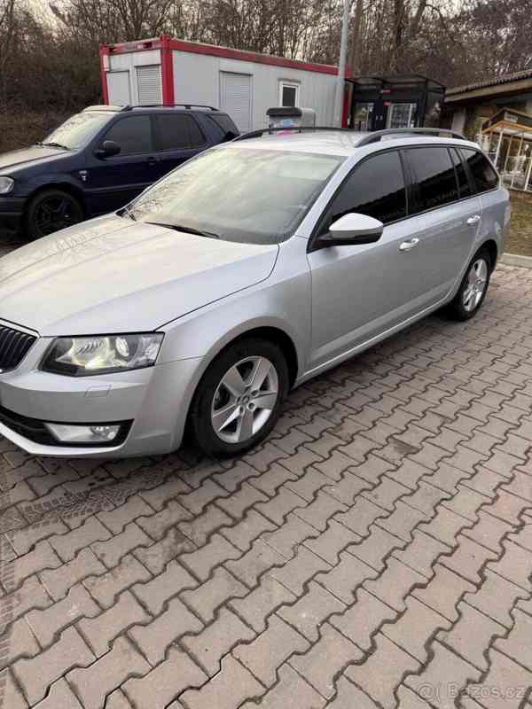 Škoda Octavia 2,0   DSG 2015 - foto 5