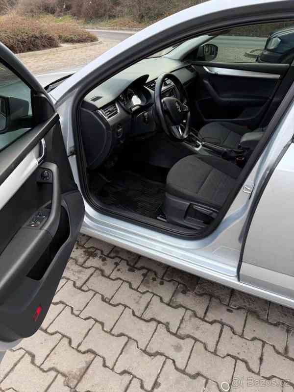 Škoda Octavia 2,0   DSG 2015 - foto 6