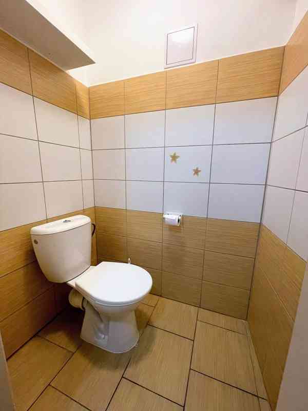 Pronájem komerčních prostor v České Lípě - foto 9