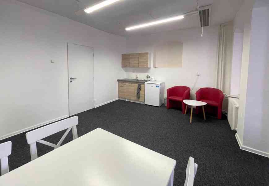 Pronájem komerčních prostor v České Lípě - foto 6