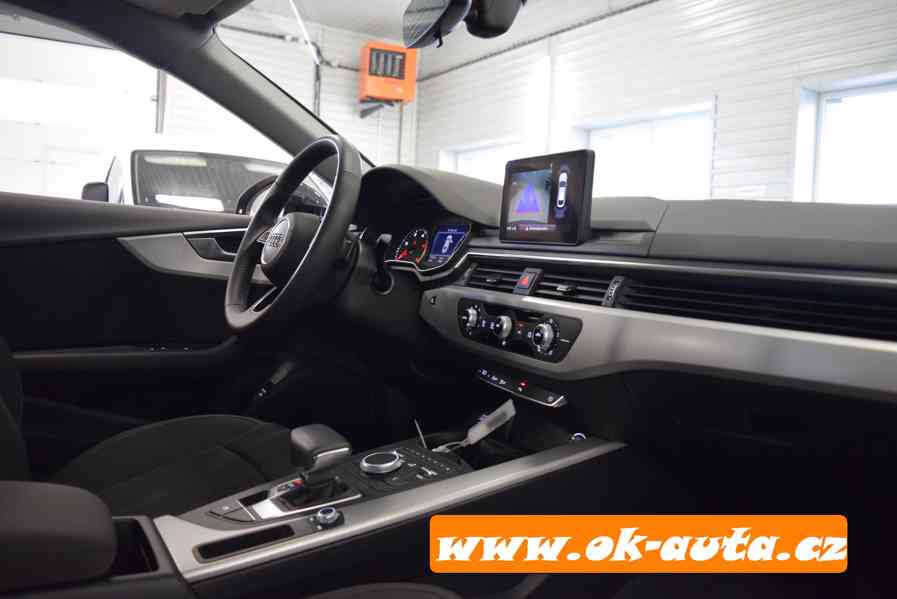 Audi A5 40 TDI SPORT 59 000 KM PRAV.SERVIS 2019-DPH - foto 13