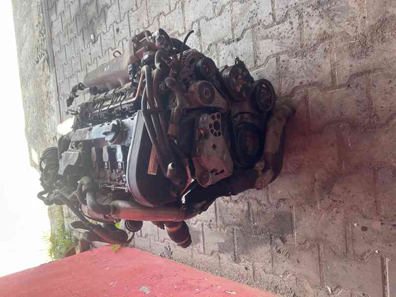 Motor Škoda Octavia AUM 1,8T 20V 110KW prodám - foto 2