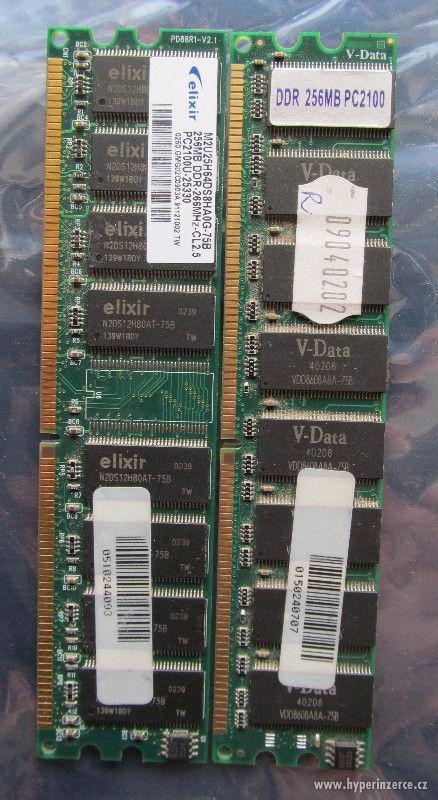DDR 1 512 MB 400, 256 MB 266 - foto 1