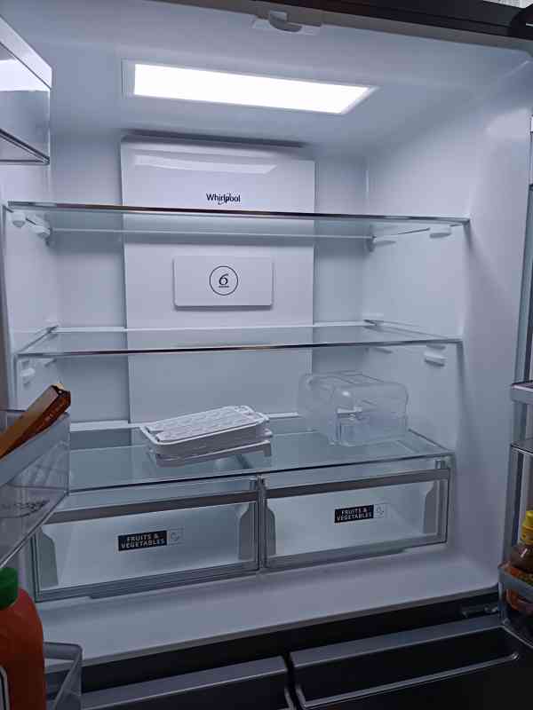 Americká lednice Whirlpool WQ9 E1L - foto 9