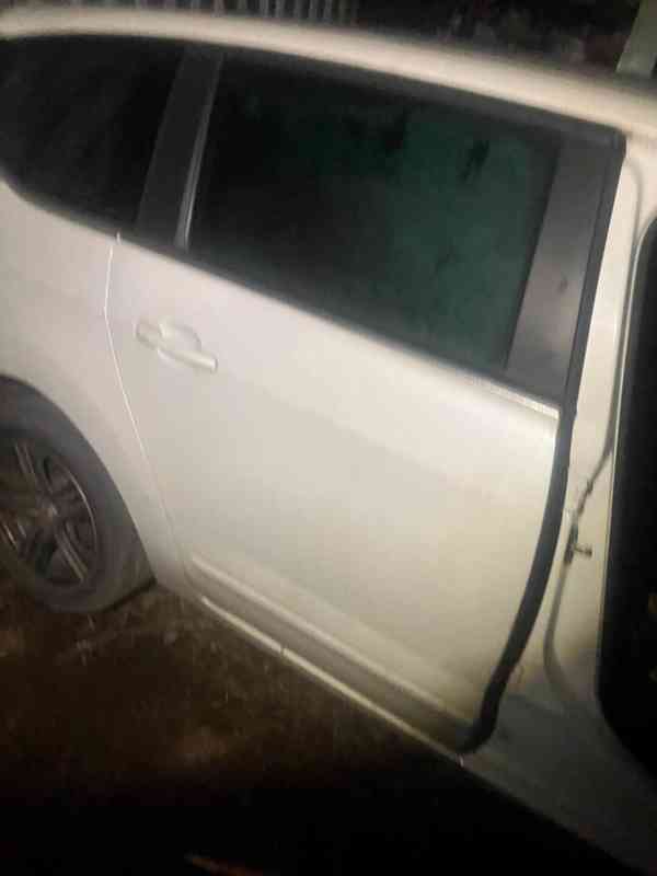 PEUGEOT 5008-1,6HDI-AUTOMAT+DALSI DILY.INFO TEXT - foto 3