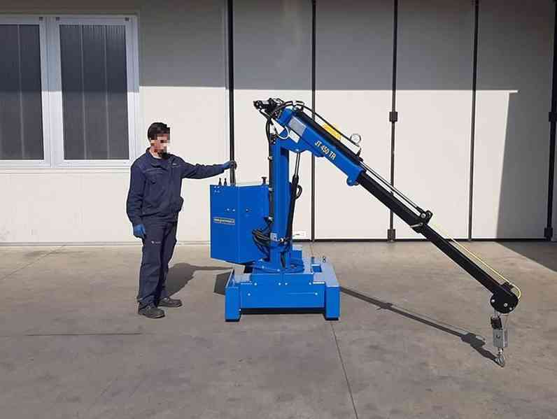 Pojízdný plně elektrický jeřáb JT450 TR, Nosnost 450 kg - foto 3