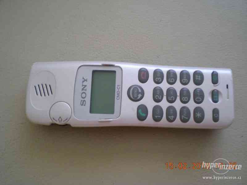 Sony CMD-C1 - historické mobilní telefony z r.1999 - foto 3