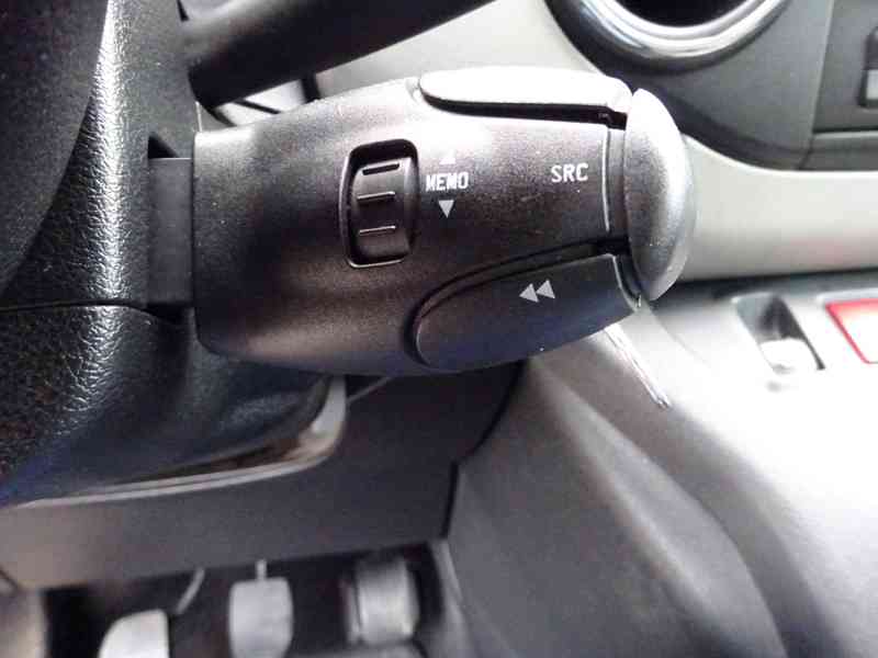 Peugeot Partner 1.6 HDI Tepee r.v.2009 2.Maj.Koup.ČR  - foto 11
