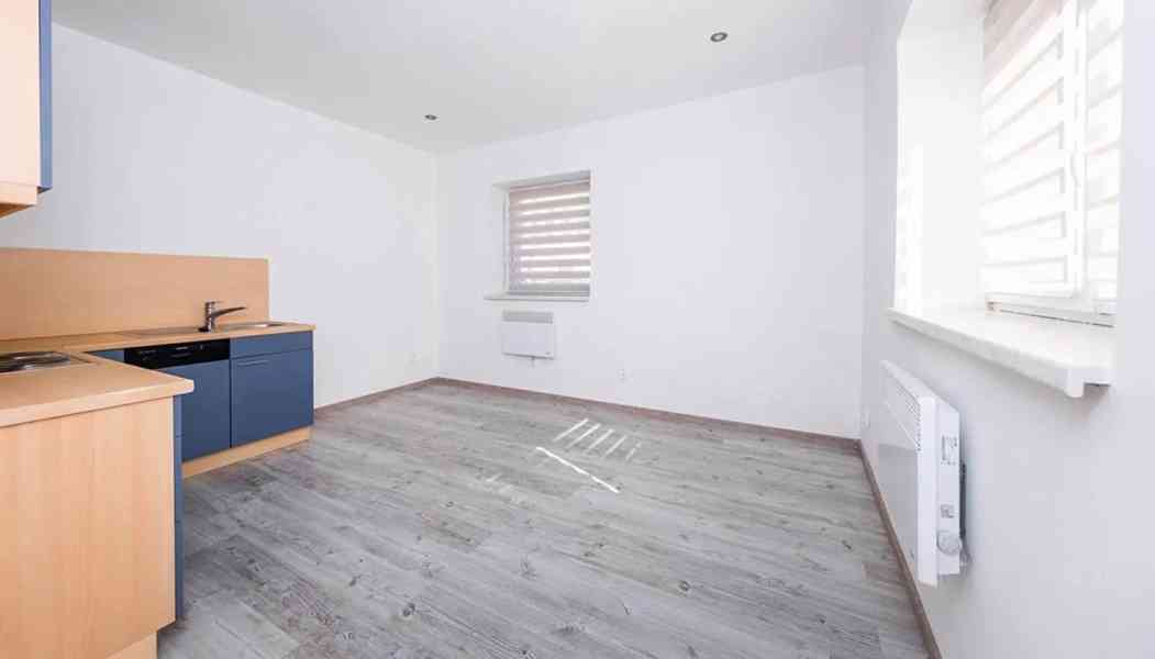 Prodej bytu 1+kk 21 m² - foto 5