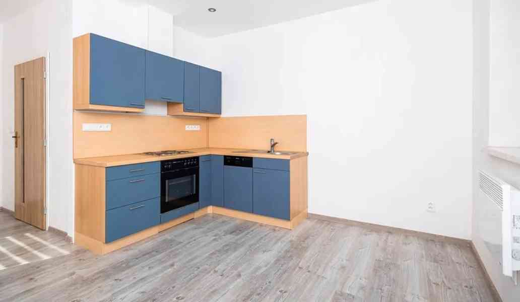 Prodej bytu 1+kk 21 m² - foto 9