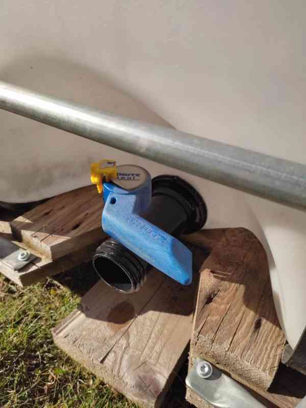 IBC kontejner 1000l, cena 1200,-Kč Prostějov M: 731 855 194 - foto 8