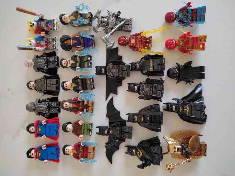 DC figurky ke stavebnici lego  - foto 3
