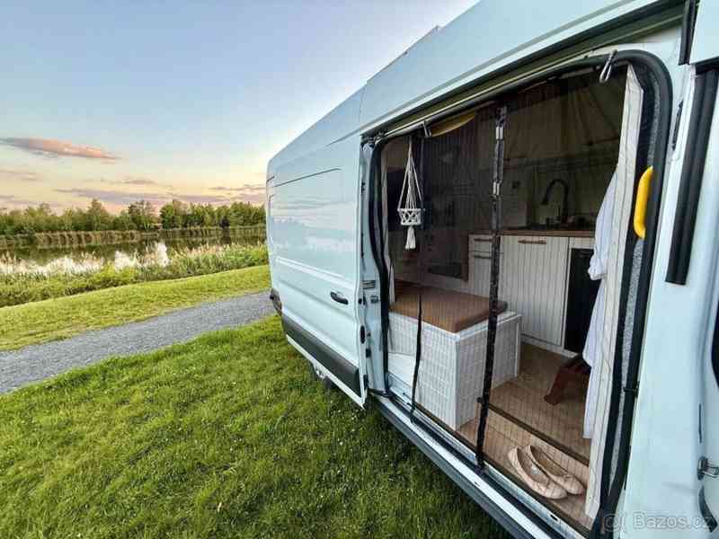 Ford Transit 2,0   Obytná dodávka - foto 20