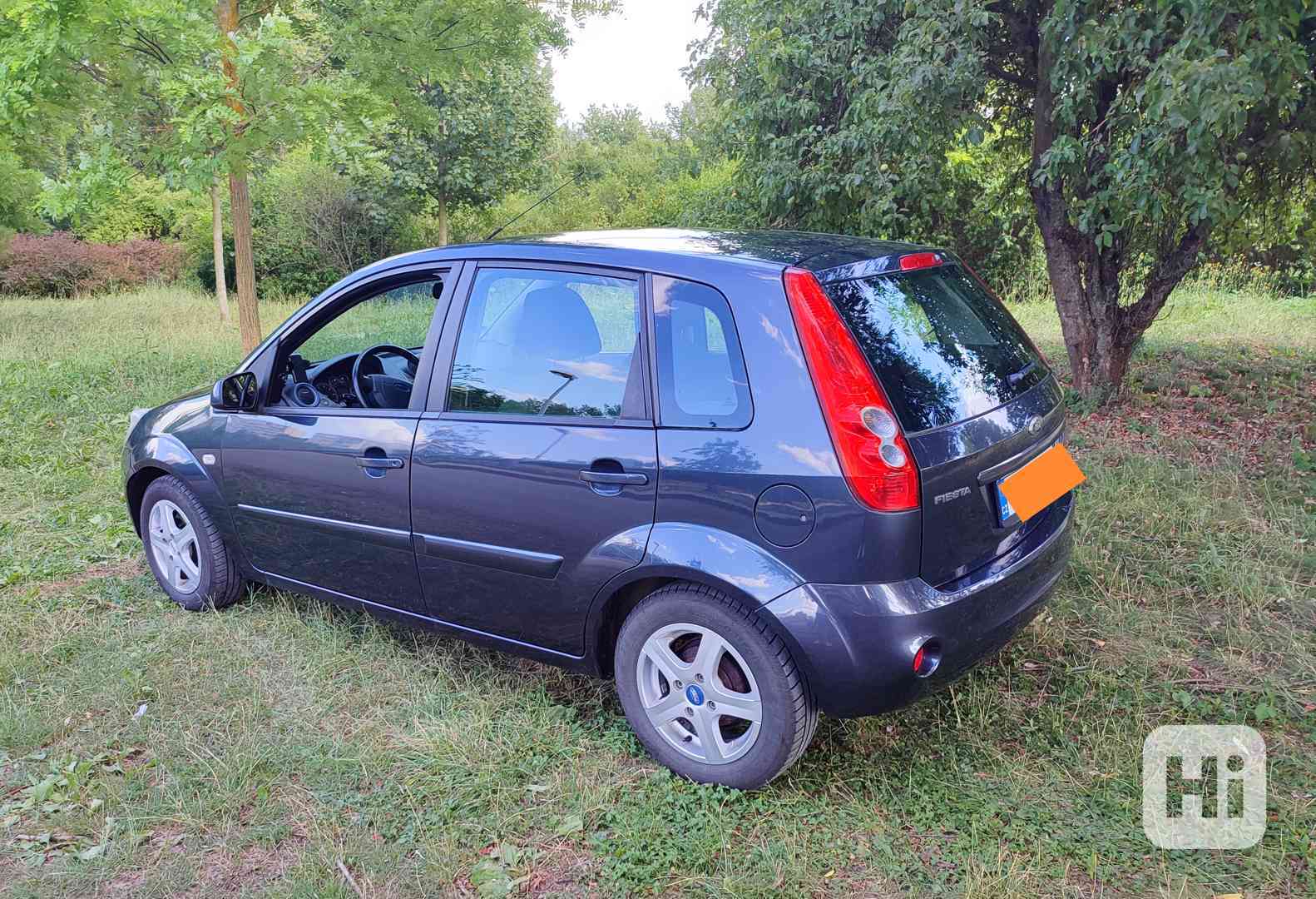 Fiesta 🟧 pěkný stav, klima funkční  - foto 1