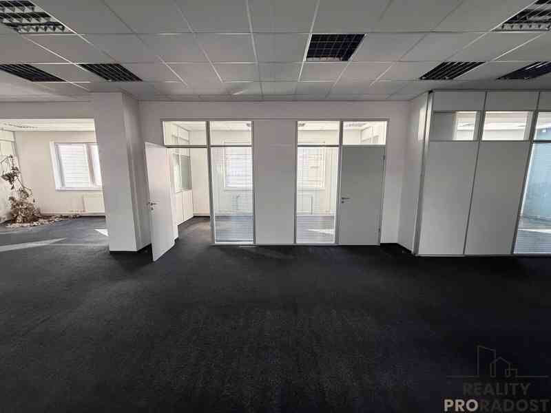 Pronájem kanceláří v Blansku v areálu Adast Blansko - foto 4