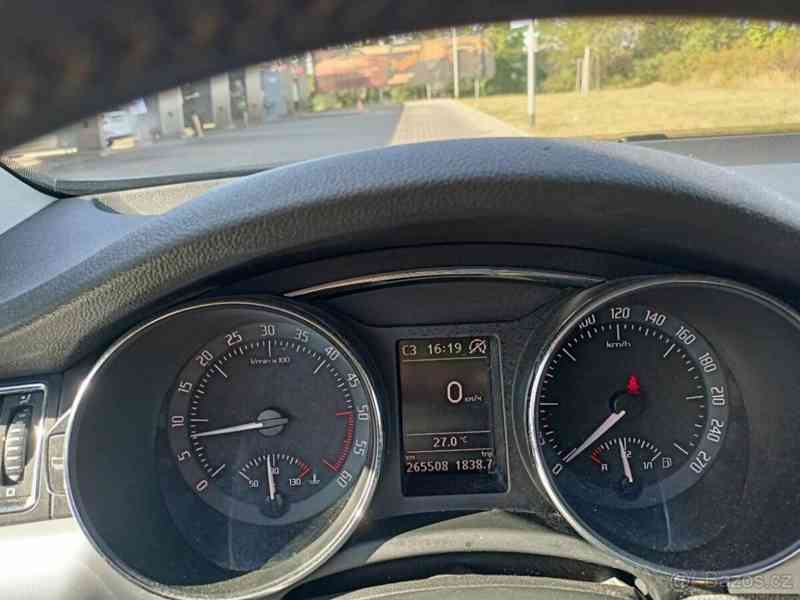 Škoda Superb 1,6 TDI Greenline - foto 7