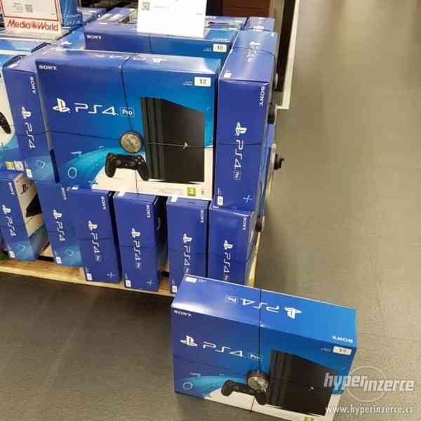 Sony PlayStation 4 PRO, Konzola 1TB s 2 ovladači, 1 ga - foto 2