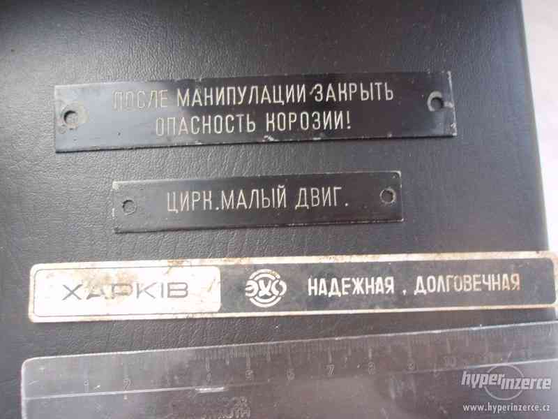 Ruské štítky psané azbukou - staré 3 kousky - foto 1
