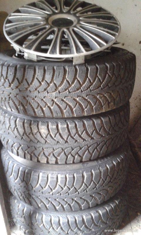 zimní pneu s disky prodám - foto 2