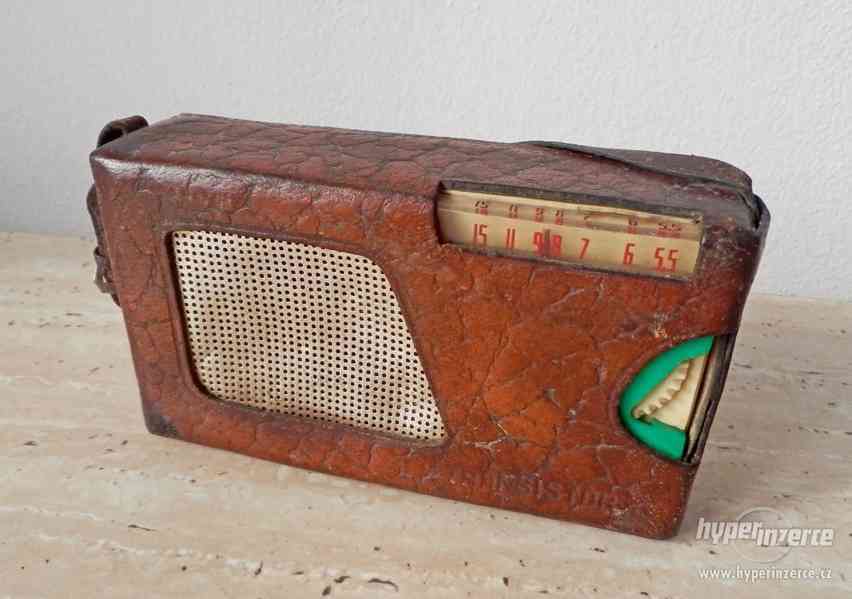 Legendární tranzistorové rádio Tesla Doris 2702B, hraje - foto 1
